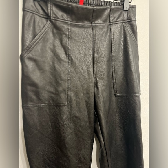 SPANX Faux Leather Jogger Pants Size Small - Picture 7 of 8